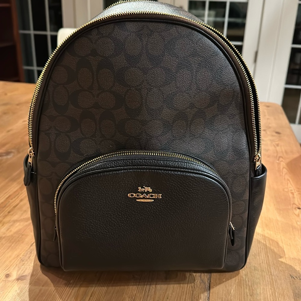 Coach signature back pack